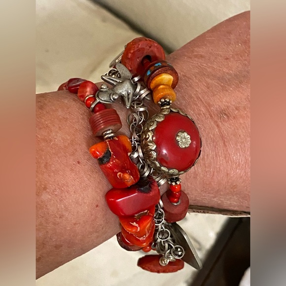 Coral Bracelet - Picture 9 of 9